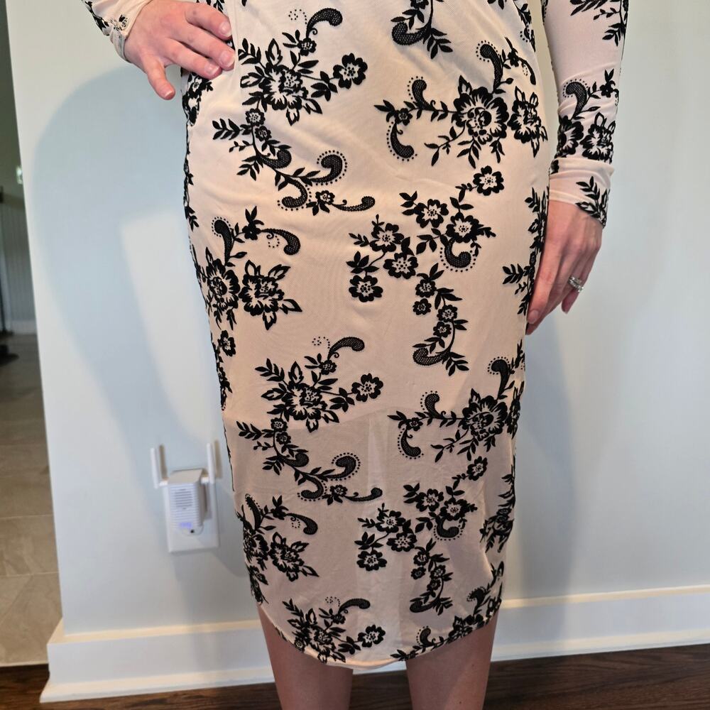 Women's Asos Cream & Black Paisley Sheer Bodycon Midi Turtleneck Dress | Size 6 - Picture 6 of 11
